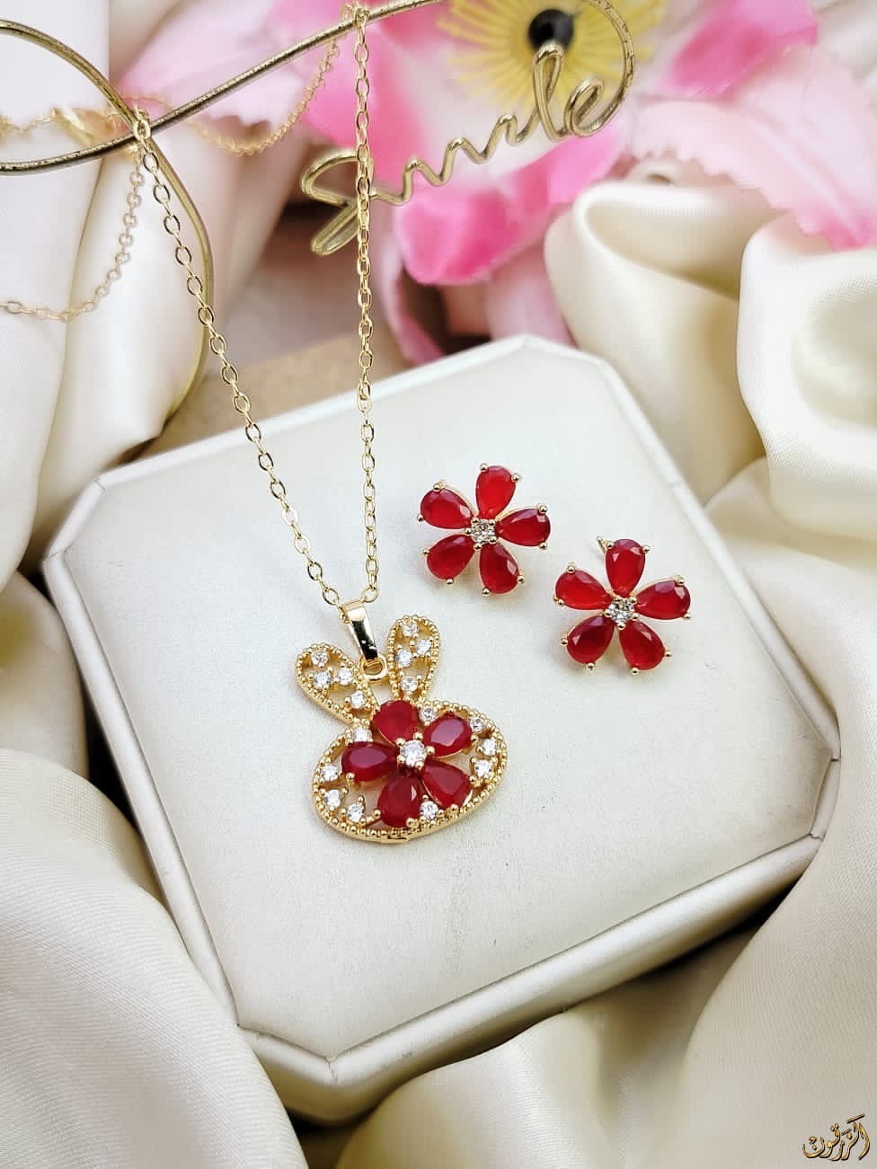 Flower Locket Set Huz-004