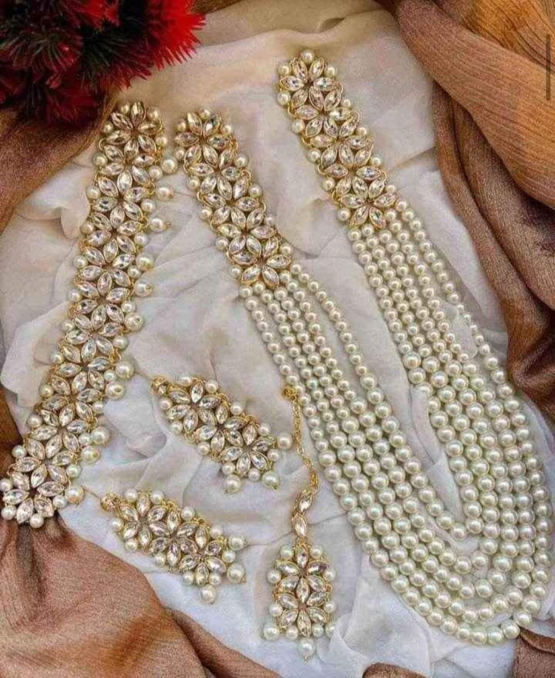 Bridal set