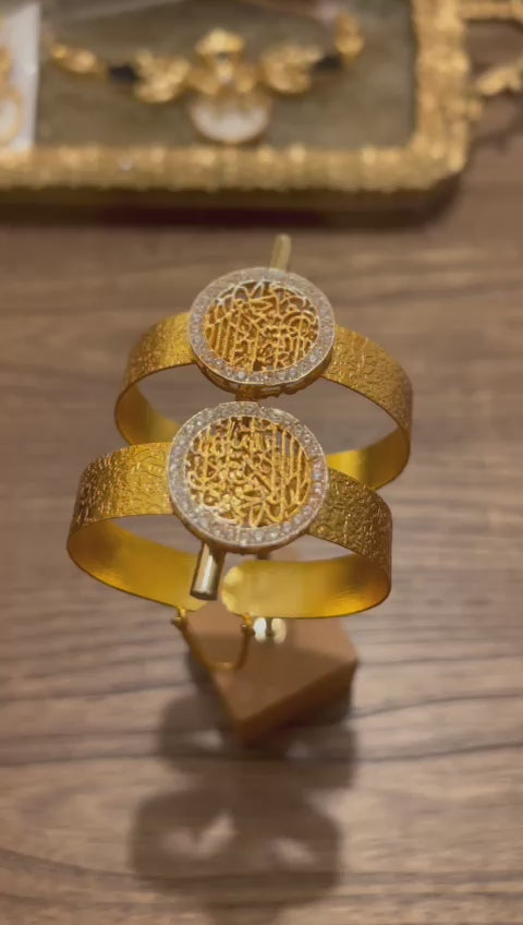 openable bangles